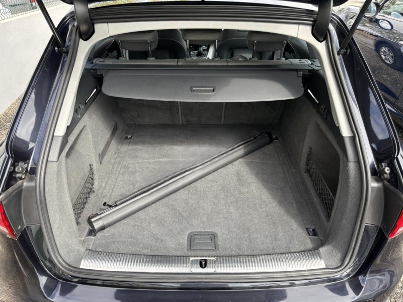 
								Audi break A4 full									