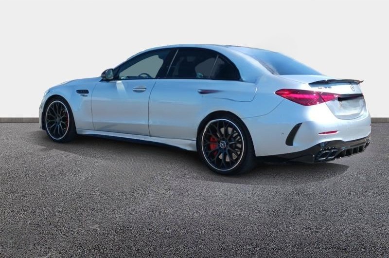 
								Mercedes Classe C 63 AMG S 680ch E Performance 4Matic+ full									