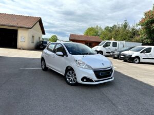 PEUGEOT 208 SOCIETE 1.5 BLUEHDI 100 PREMIUM PACK