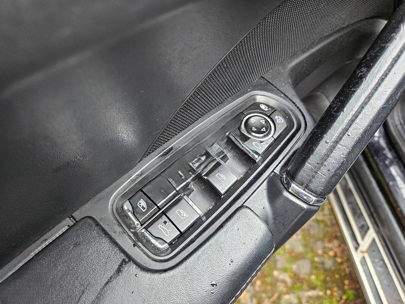 
								Porsche berline Cayenne (II – 92A) full									