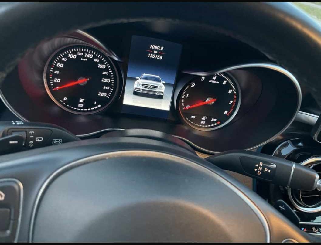 
								Mercedes-Benz c-class full									