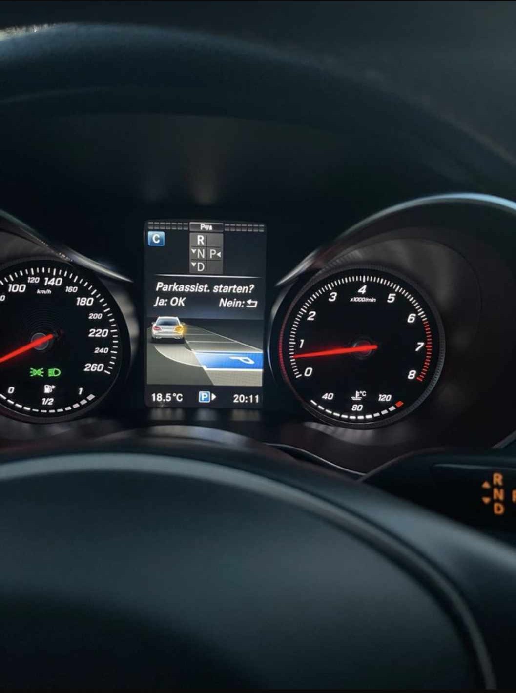 
								Mercedes-Benz c-class full									