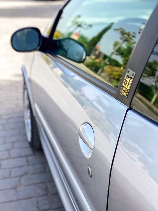 
								Peugeot 206 GT full									