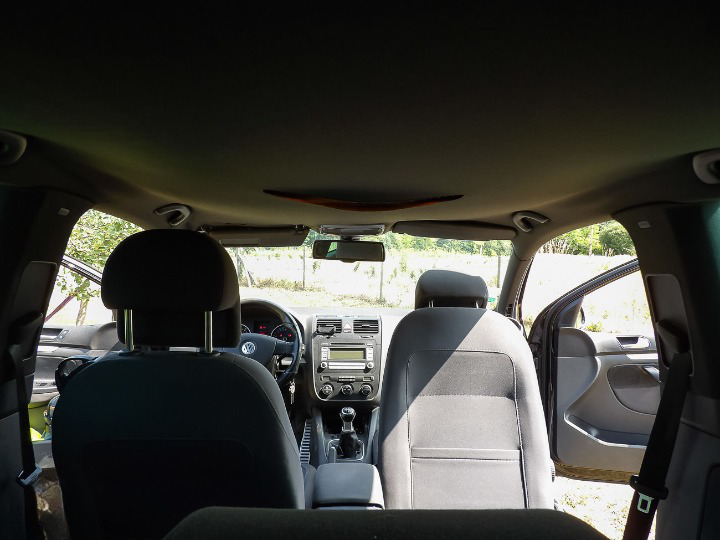 
								Volkswagen Golf 5 GTI full									