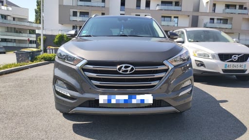 
								Hyundai Tucson full									