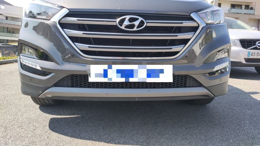 
								Hyundai Tucson full									