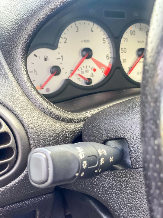 
								Peugeot 206 GT full									