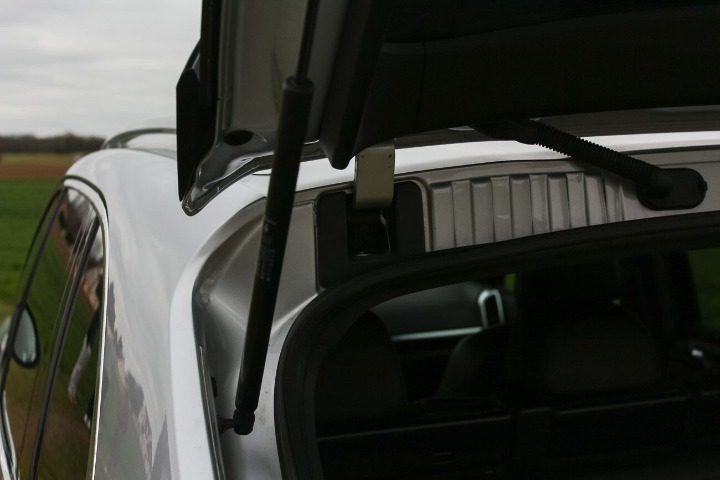 
								Porsche Cayenne S full									