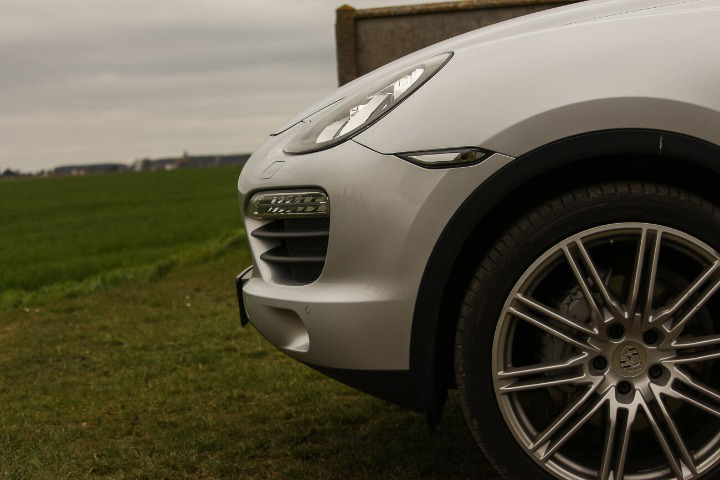 
								Porsche Cayenne S full									