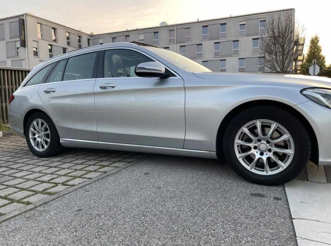 
								Mercedes-Benz c-class full									