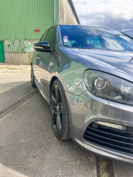
								Volkswagen Golf 6R full									