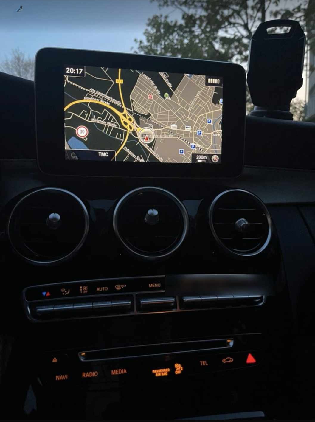 
								Mercedes-Benz c-class full									