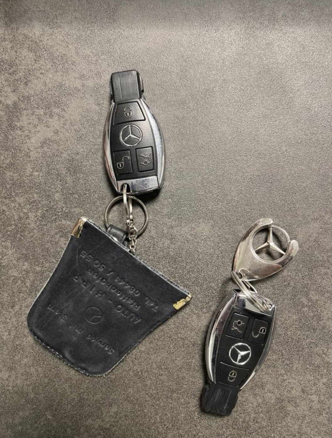 
								Mercedes-Benz c-class full									