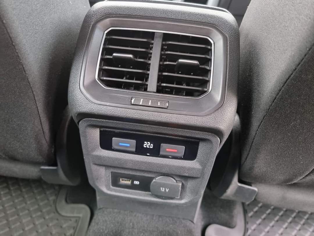 
								Volkswagen Tiguan Allspace full									