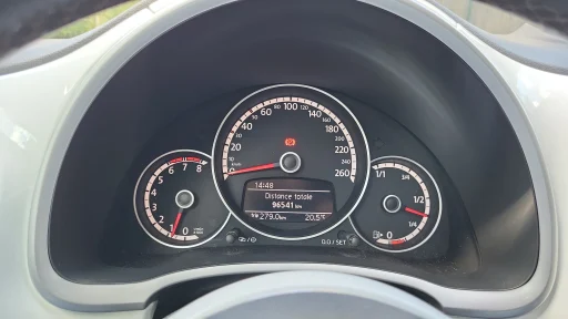 
								Volkswagen Coccinelle full									