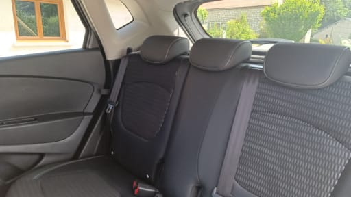 
								Renault Captur full									