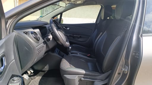 
								Renault Captur full									