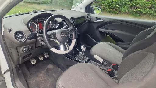 
								Opel Adam full									