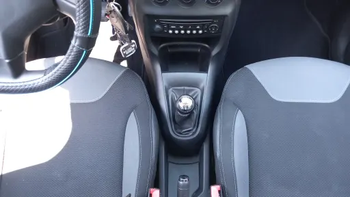 
								Citroën C3 full									
