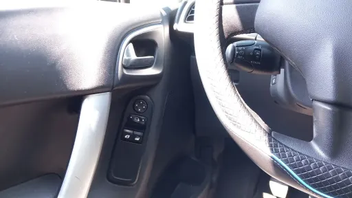 
								Citroën C3 full									