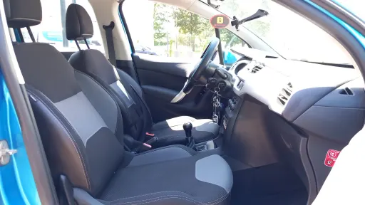
								Citroën C3 full									