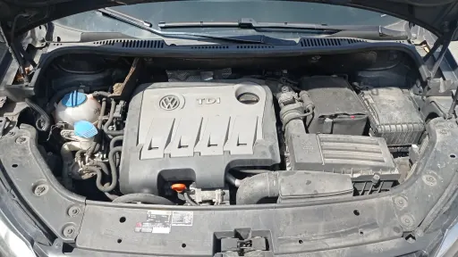 
								Volkswagen Touran full									
