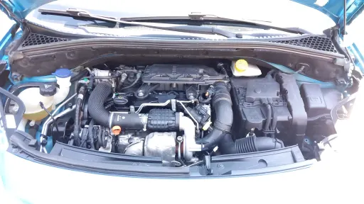 
								Citroën C3 full									