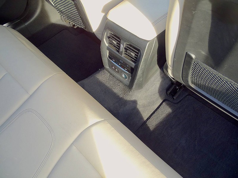 
BMW 3-Reeks Touring (G21) _ 320d full									