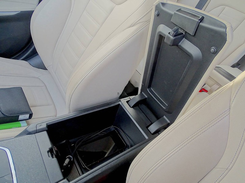 
BMW 3-Reeks Touring (G21) _ 320d full									