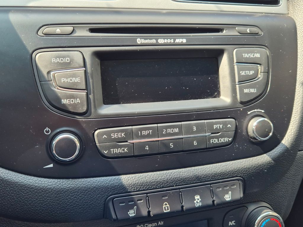 
Kia Ceed Edición Copa Mundial de la FIFA full									