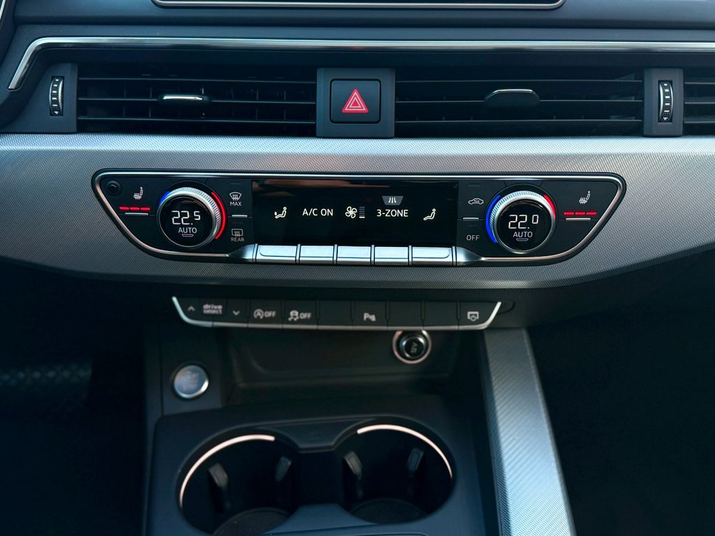 
Audi A4 B9/8W Sport full									