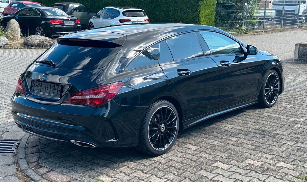 
Mercedes-Benz CLA Shooting Brake 250 4Matic 7G-DCT AMG Line full									