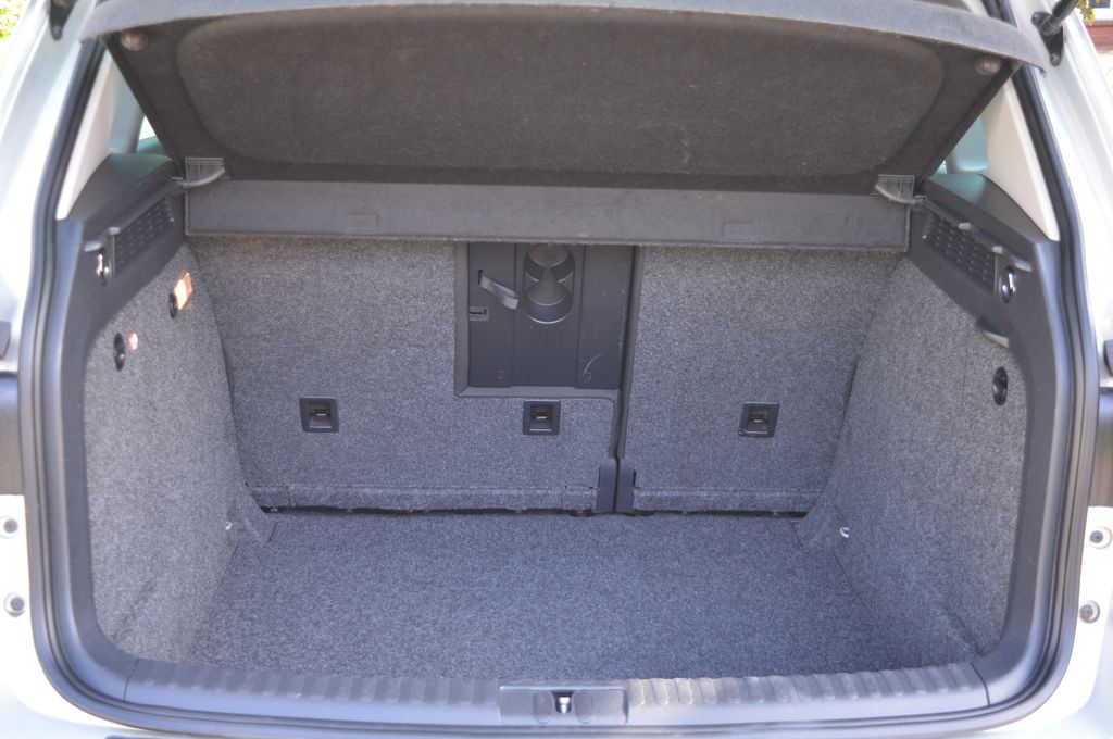 
Volkswagen Tiguan full									