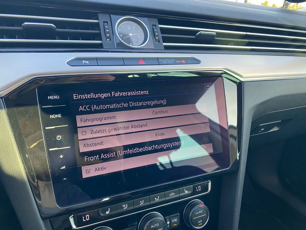 
Volkswagen Passat Variant Highline full									