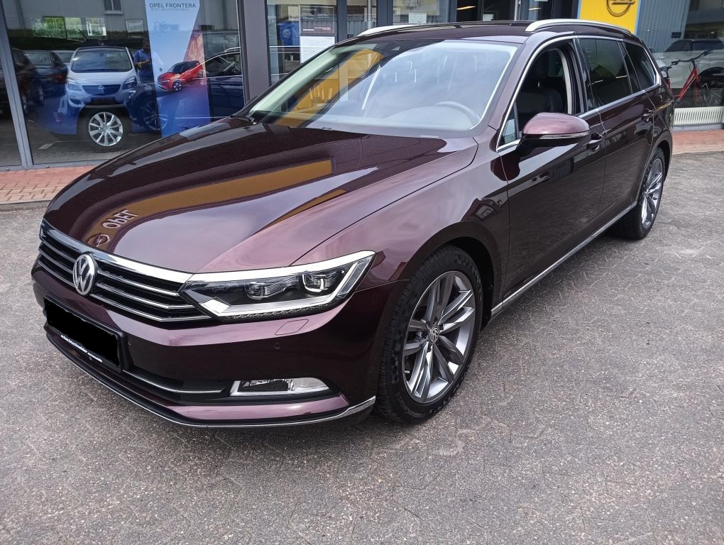 
Volkswagen Passat Variant full									