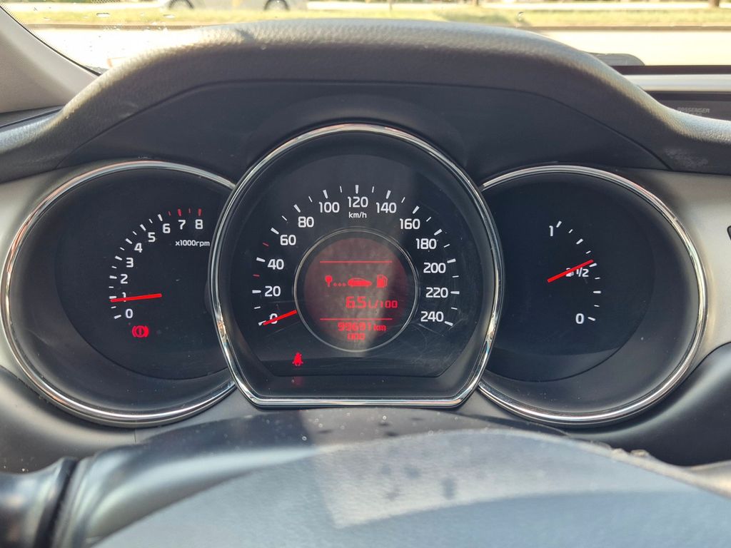 
Kia Ceed Edición Copa Mundial de la FIFA full									