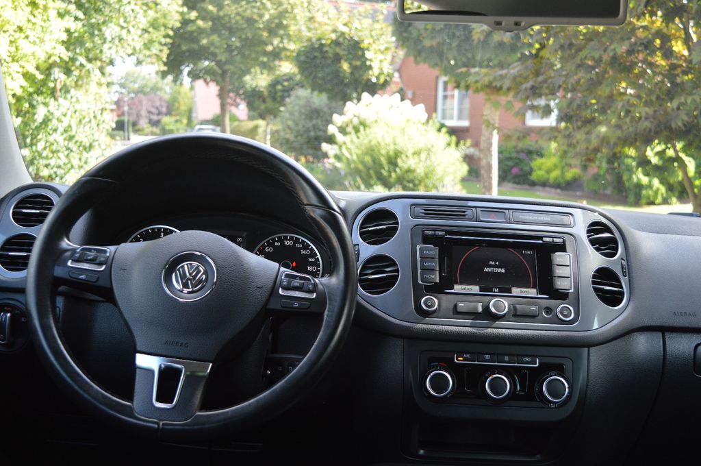 
Volkswagen Tiguan full									