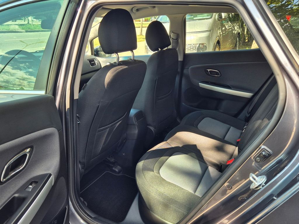 
Kia Ceed Edición Copa Mundial de la FIFA full									