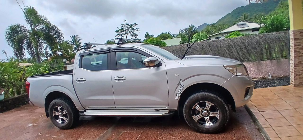 
Nissan Navara full									